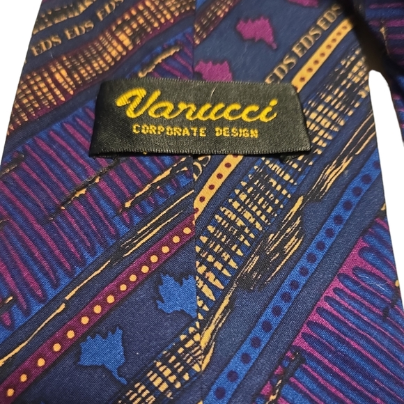 Vintage Varucci Purple Mens Tie - Picture 3 of 4